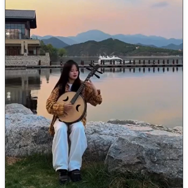 林仟语--中阮演奏